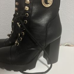 Guess black boots Size 5.5 