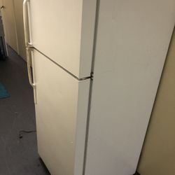 White Working Fridge