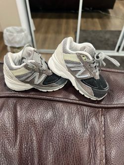 New Balance 990v5, size 2