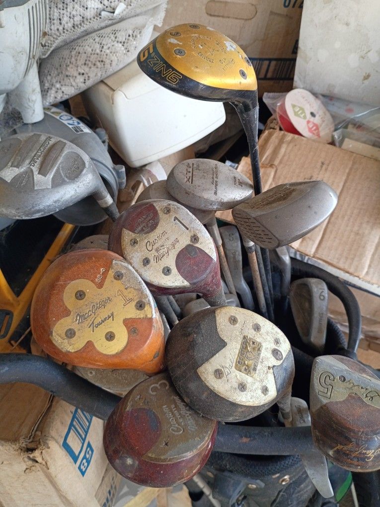 VINTAGE golf Clubs