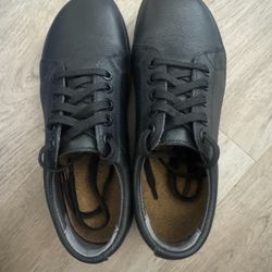 Birkenstock QO500 All Black Work Sneakers – Non-Slip, Water Resistant (Like New)