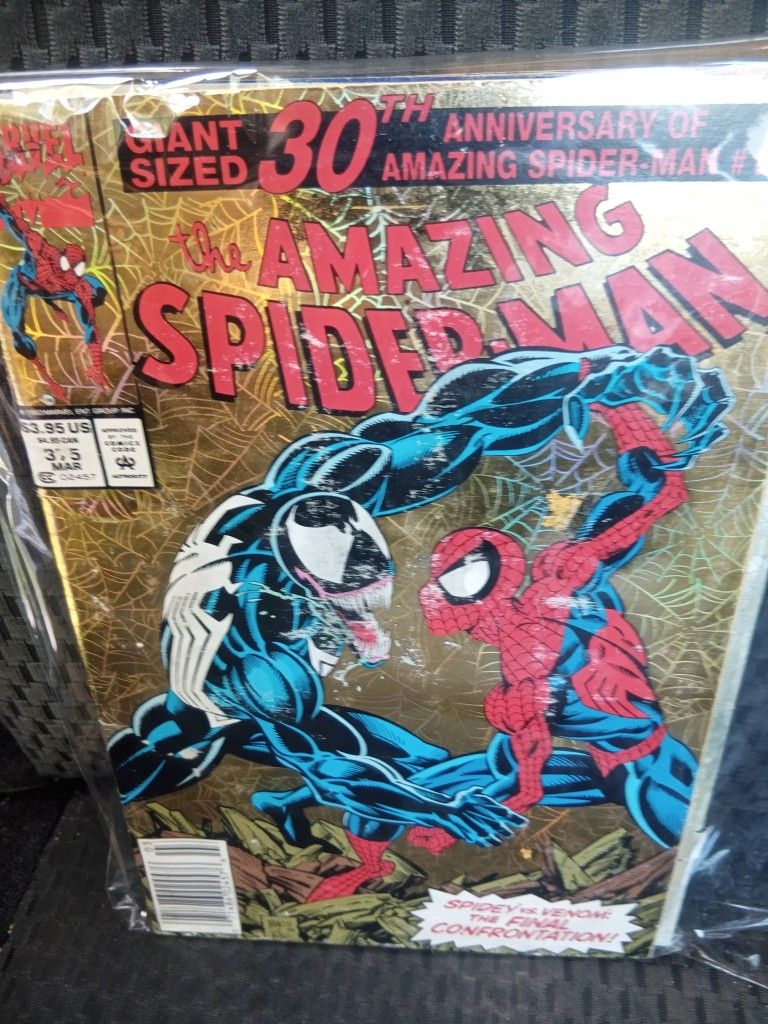 4 Set Comic Magazines..With 36 Cards