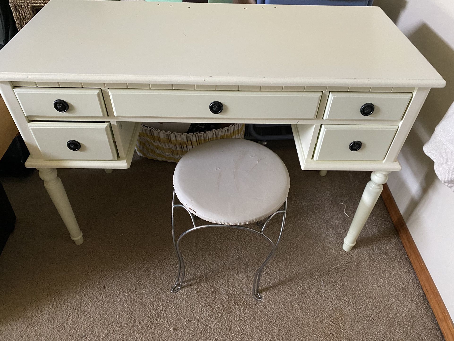 Vanity Desk