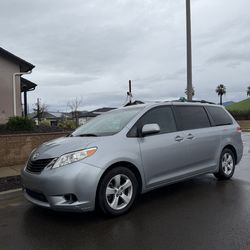 2011 Toyota Sienna