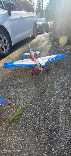 3 rc planes. All with spektrum receivers.
