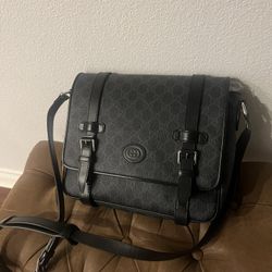 Gucci Messenger Bag