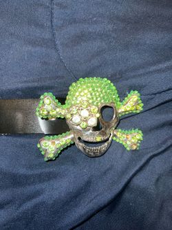 Skull and Crossbones Rhinestone Belt Buckle