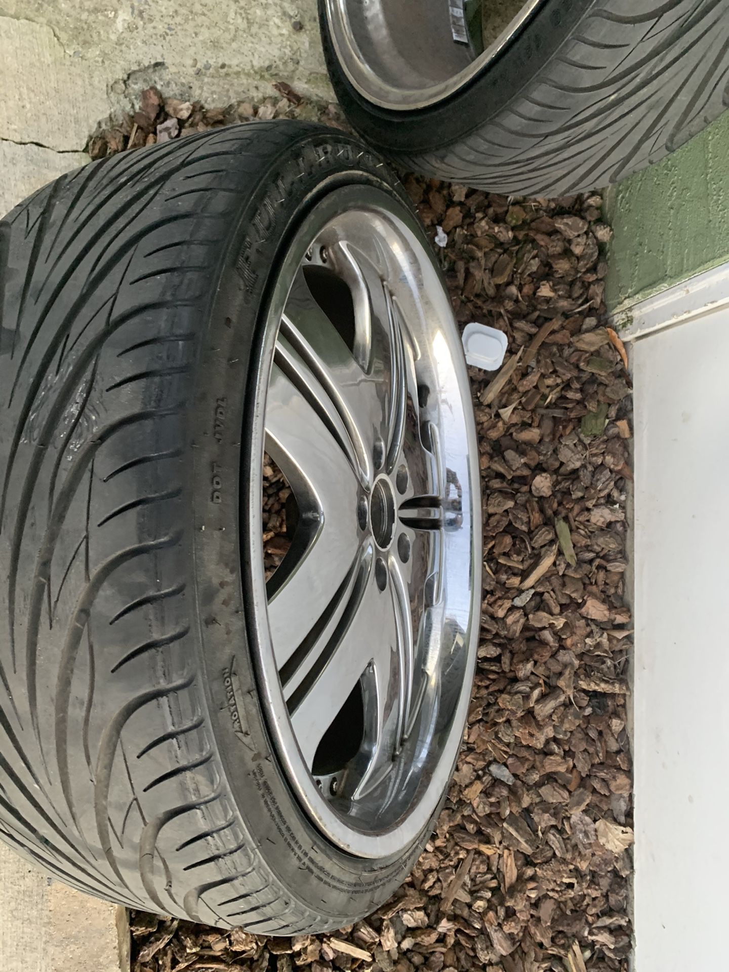 20s w 6 good tire