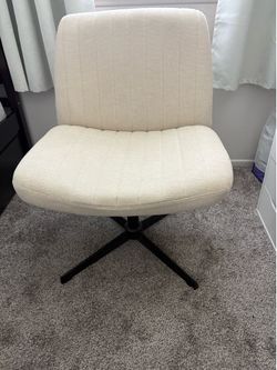 Crisscross Chair