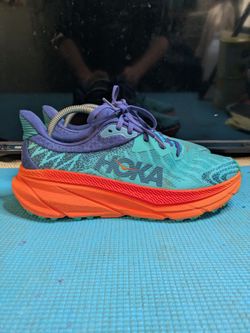 HOKA Women's Challenger ATR 7 Running Shoes Size 10B Ceramic/ Vibrant Orange