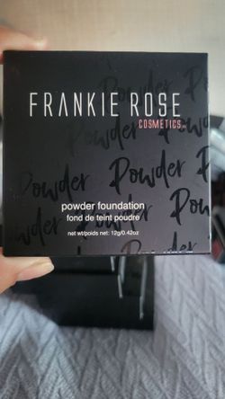 Frankie rose makeup