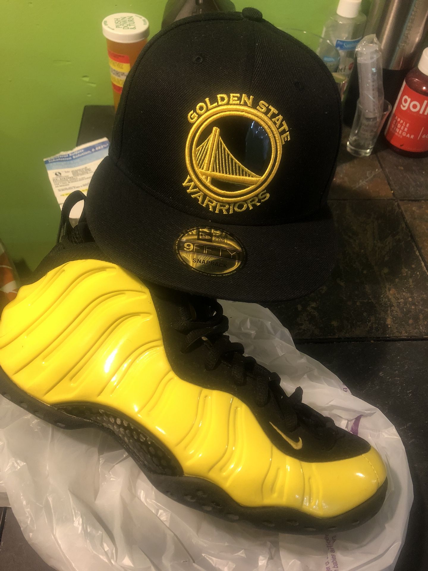 Yellow Foamposites & Brand New Cap Set