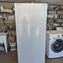 Upright Freeer
