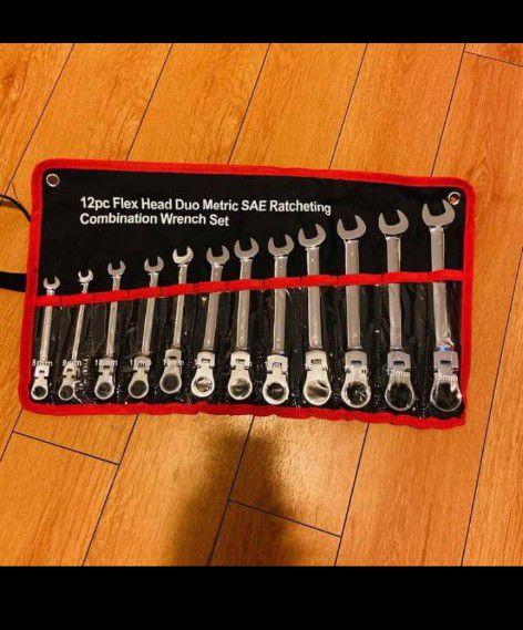 Metric Ratcheting Wrench Set New $40.00 Firm