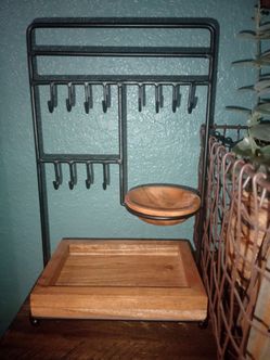 Jewelry organizer