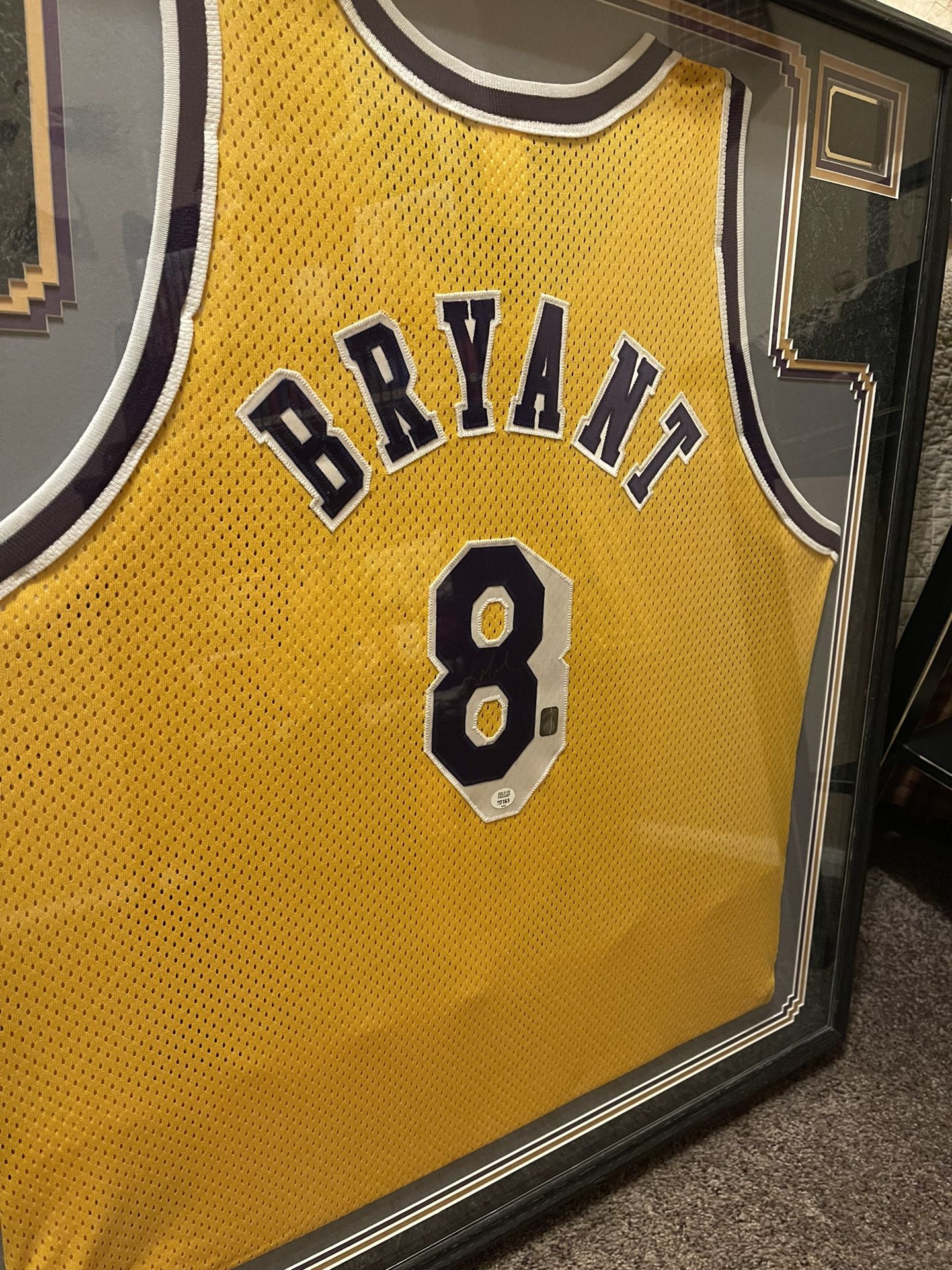 Kobe Bryant Framed Jersey for Sale in Lawndale, CA - OfferUp