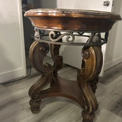 Table Entry/ Side Marble Round Table