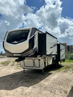 2021 Keystone Montana High Country 295RL