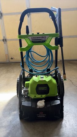 Greenworks pressure washer 2000 PSI
