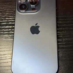 Apple iPhone 15 Pro 