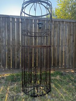 Iron wire Wine rack / Bar