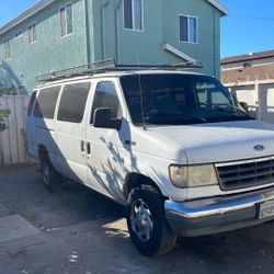 1996 Ford E-350