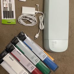 Cricut Explore 3 Bundle