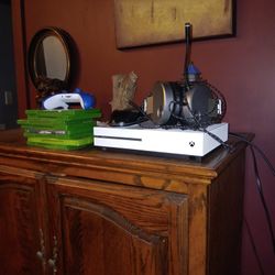 Xbox 1 S With 2 Controllers And Games 