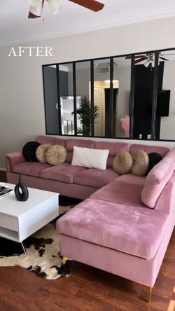 Pink couch 
