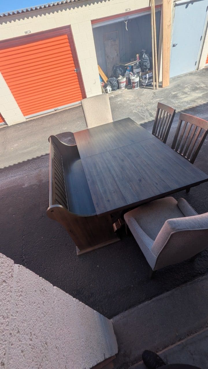 Dining Table Set Located In Mesa Main Street And Gilbert Rd