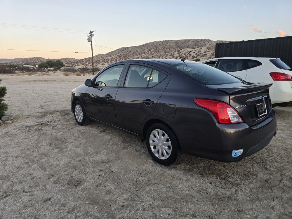 2015 Nissan Versa