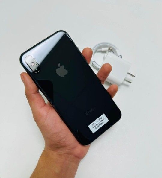 iPhone X, Factory Unlocked. Excellent Condition. Like New