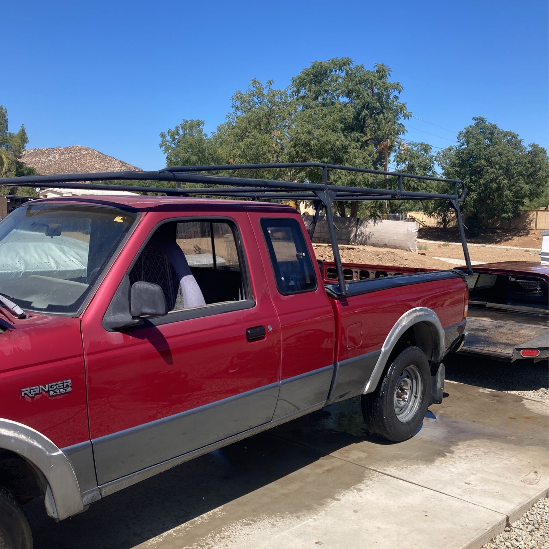Camper Shell / Lumber Rack Combo for Sale in Lake Elsinore, CA OfferUp
