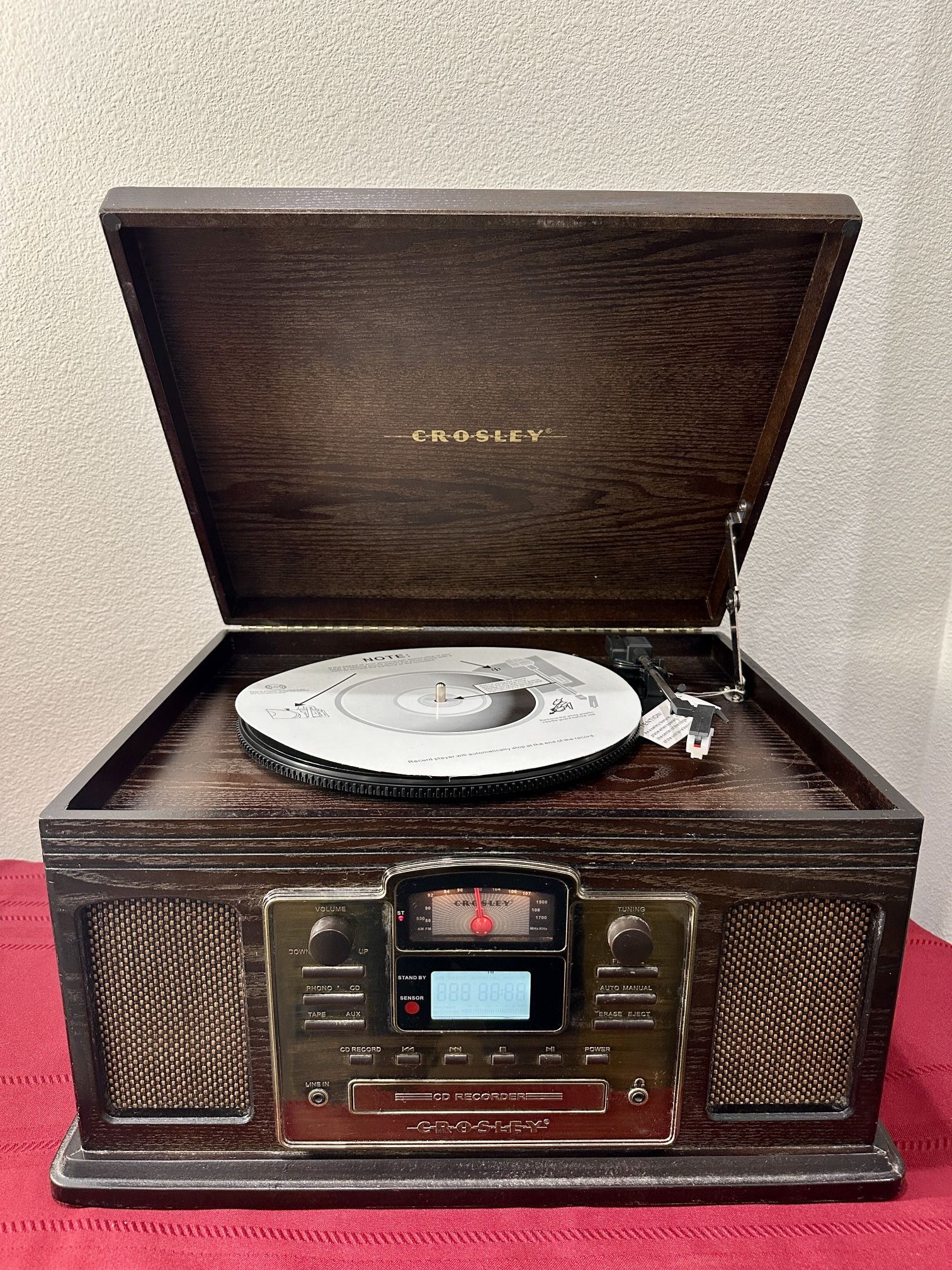 Crosley CR2405C-ES Vinyl Audio System Cassette' CD' Recorder Player and AM/FM Radio Of All 4 in 1