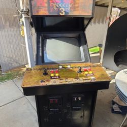 Tekken 3 arcade game works great takes quarters
 PRICE IS FIRM! 