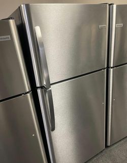 Frigidaire Stainless Steel Top Freezer Refrigerator