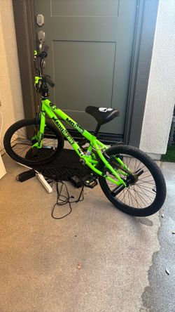 Mongoose MADDGEAR Bike