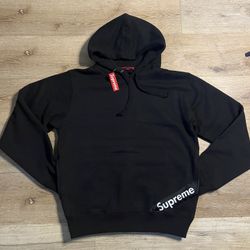 Black Supreme Hoodie 