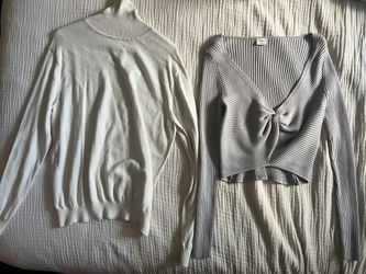 4 Women’s Tops (Medium)