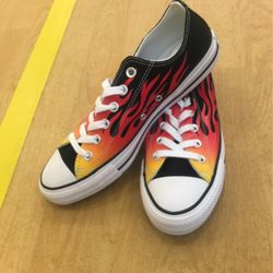 Converse 7 Men 9 Women’s