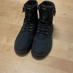 Doc Martens Casual Boots Barely Worn