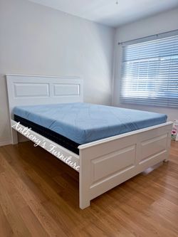 White Queen Bed With Mattress