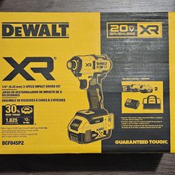 DEWALT XR 1/4" 3-SPEED IMPACT DRIVER KIT