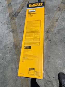 DEWALT 10 in. 27cc Gas 2 Cycle Pole Saw with Automatic Chain Oiler and Attachment Capabilities for Sale in Lynwood CA OfferUp