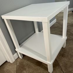 (NEW) Large White End Table