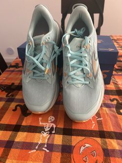 Brooks Cascadia 19