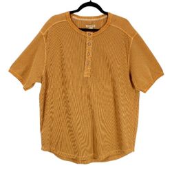 Top Mens XL waffle weave Short Sleeve Mustard Tan