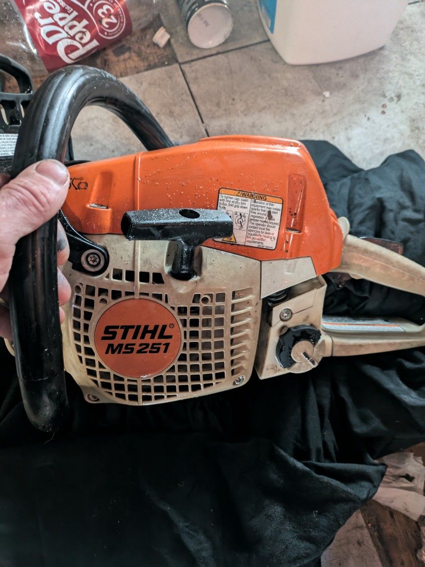 Stihl MS251 Wood Boss 