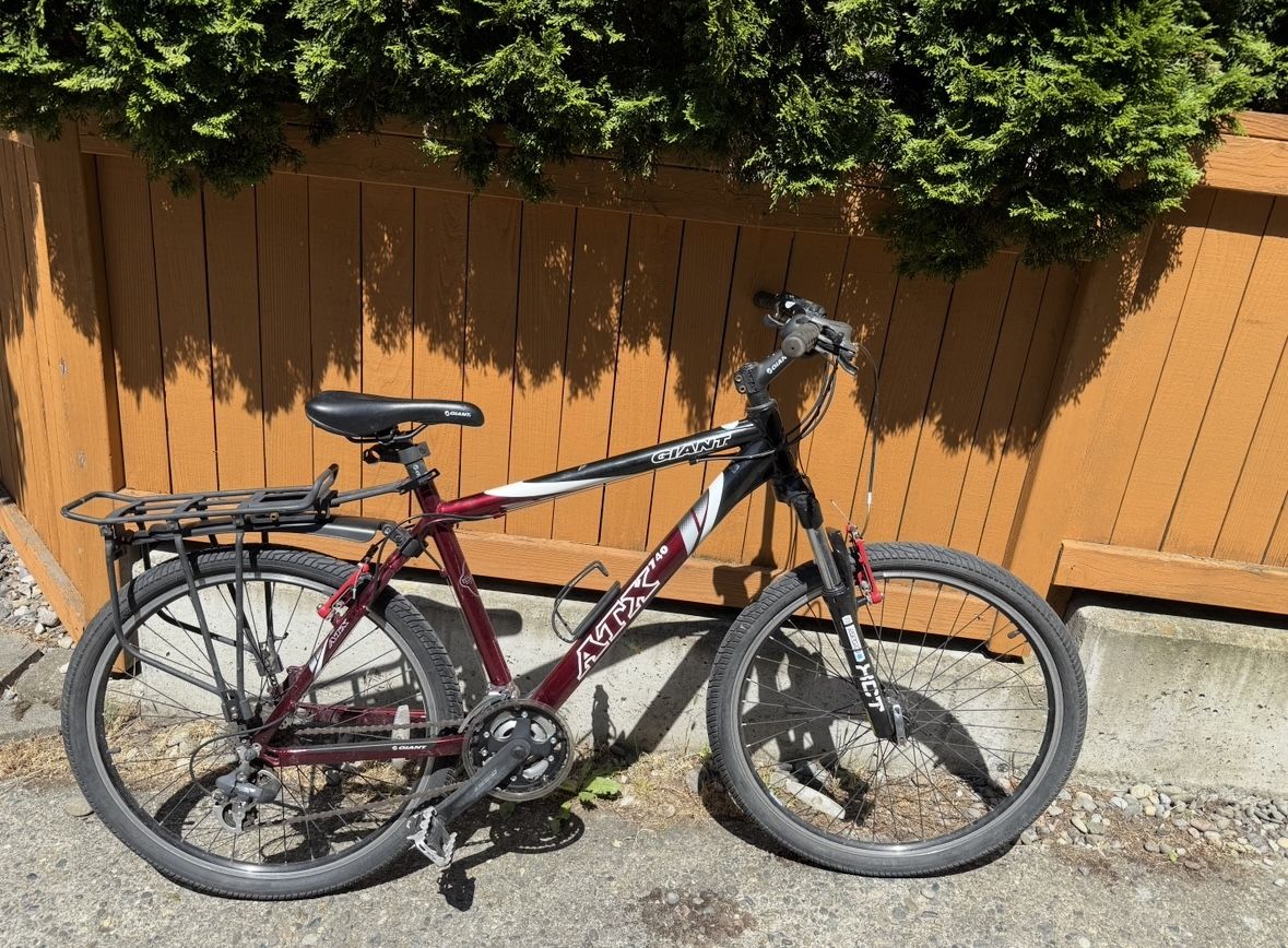 Giant ATX 740 Bike