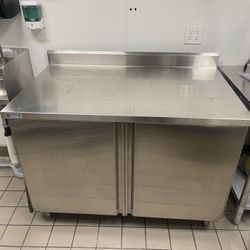 Restaurant Prep Table